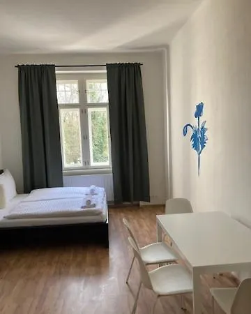 아파트호텔 Erbenova 3*